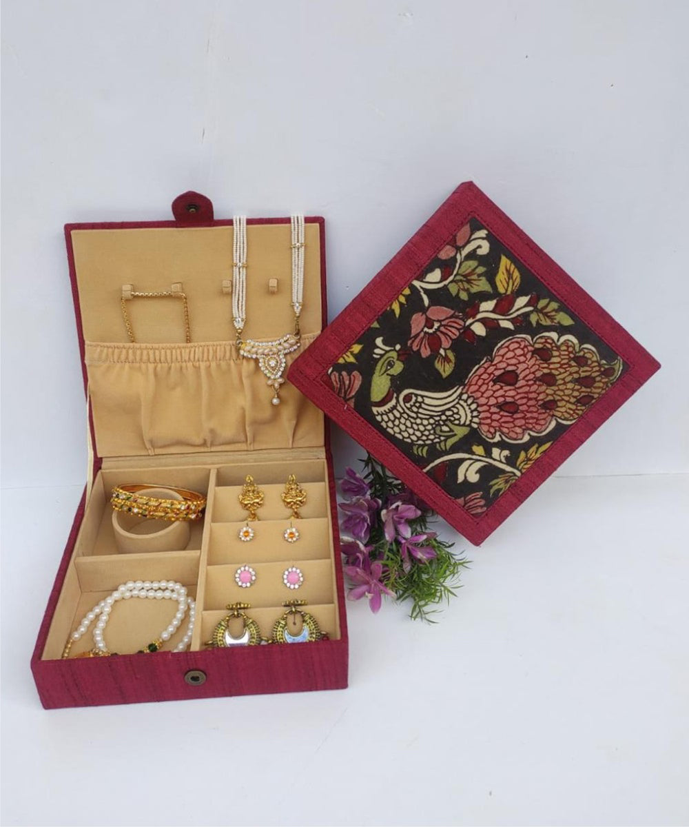 Maroon handmade ghicha silk kalamkari jewellery box