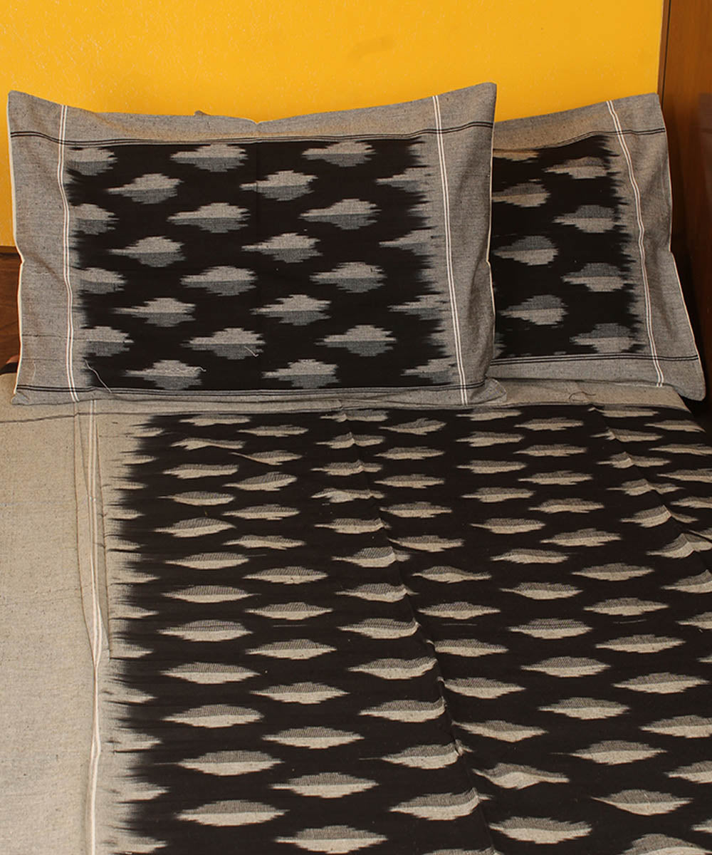 Black and grey cotton handwoven pochampally ikat bedsheet