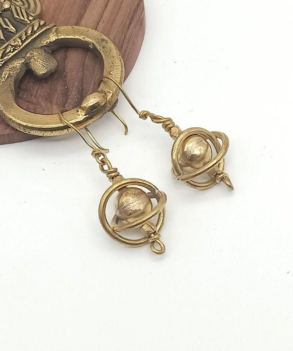 Golden metal round globe handmade brass earring