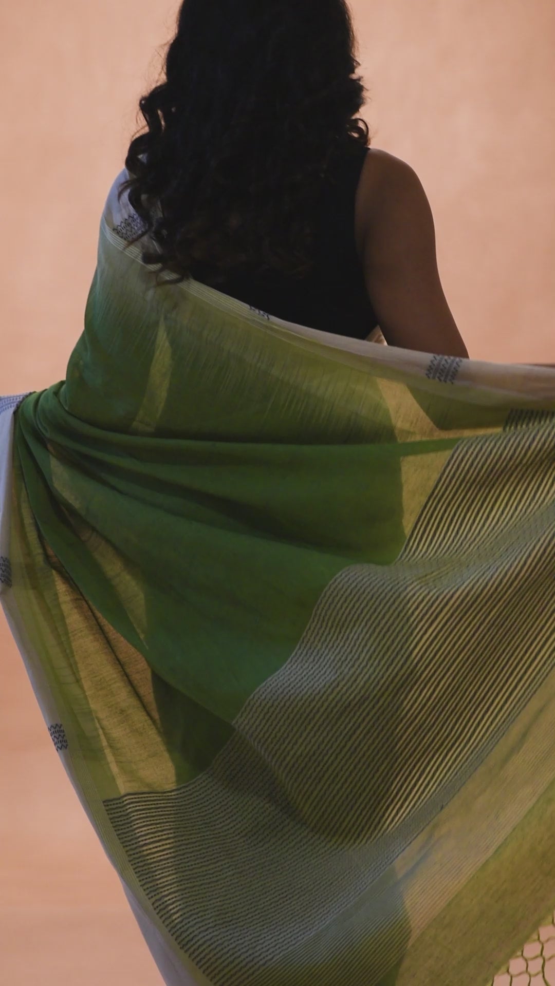 Forest green handwoven cotton jamdani saree