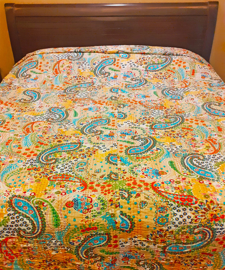 Kantha paisley double layered cotton bed cover