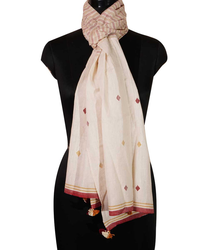 Off white handspun handloom cotton srikakulam jamdani stole