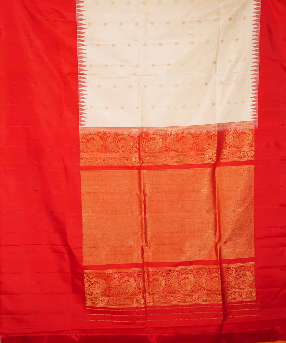 White handloom gadwal silk saree