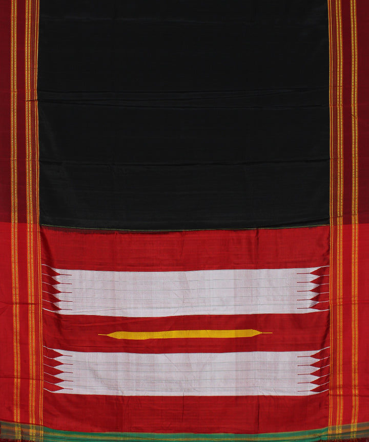 Black red handwoven cotton art silk gayatri border ilkal saree