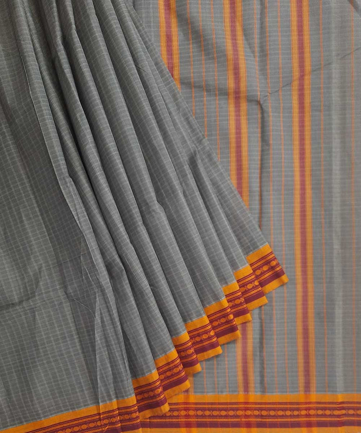 Grey handwoven narayanpet cotton saree (9 meter)