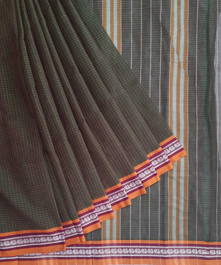 Light green hand woven narayanpet cotton saree (9 meter)