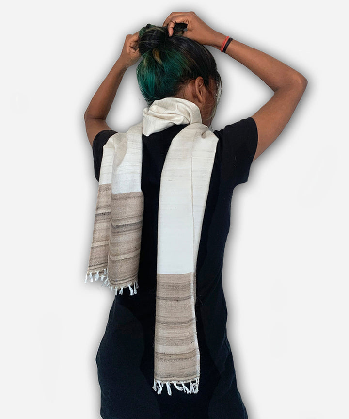 Beige ivory handwoven wool scarf
