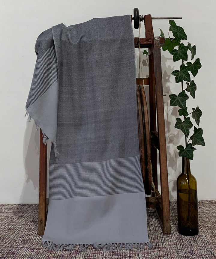 Grey handwoven wool scarf