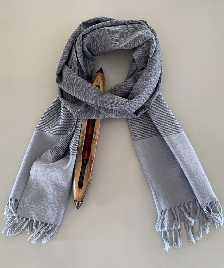 Grey handwoven wool scarf