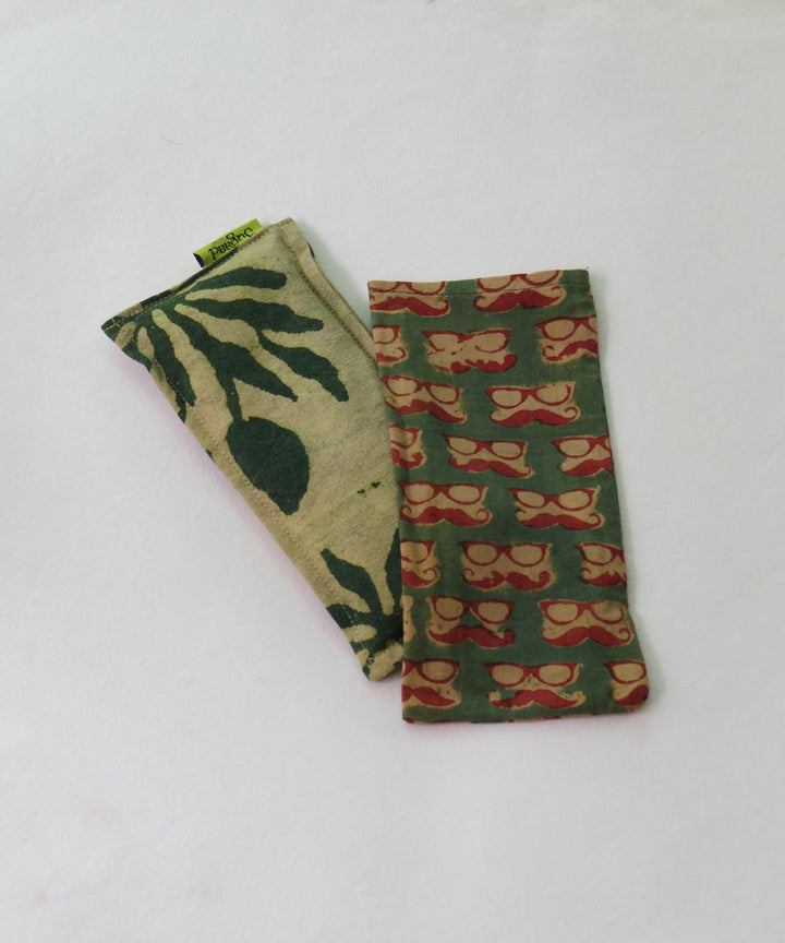 Green offwhite handcrafted canvas cloth heat pad(Small)