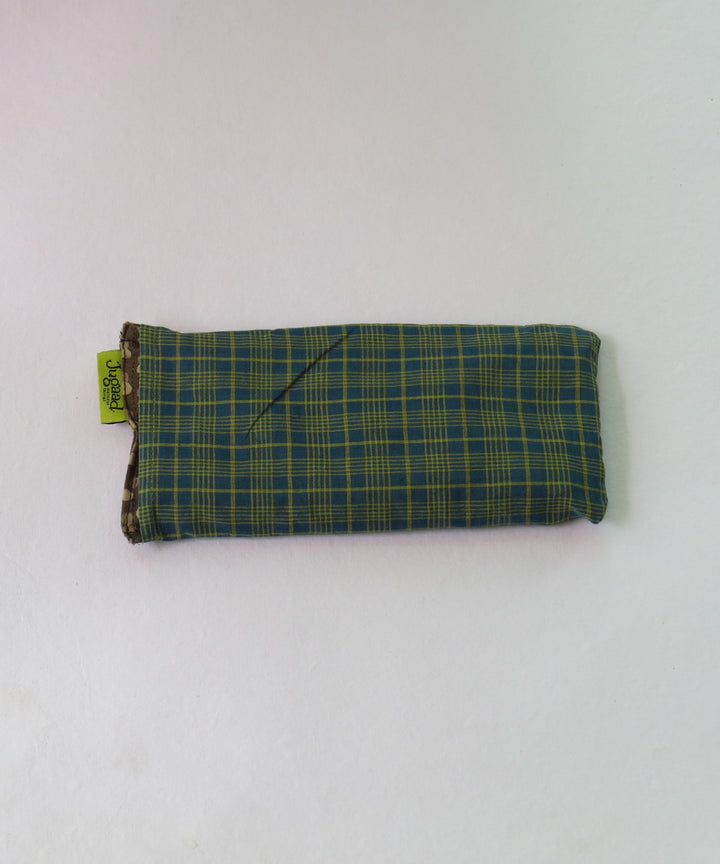 Blue grey handcrafted canvas cloth heat pad(Small)
