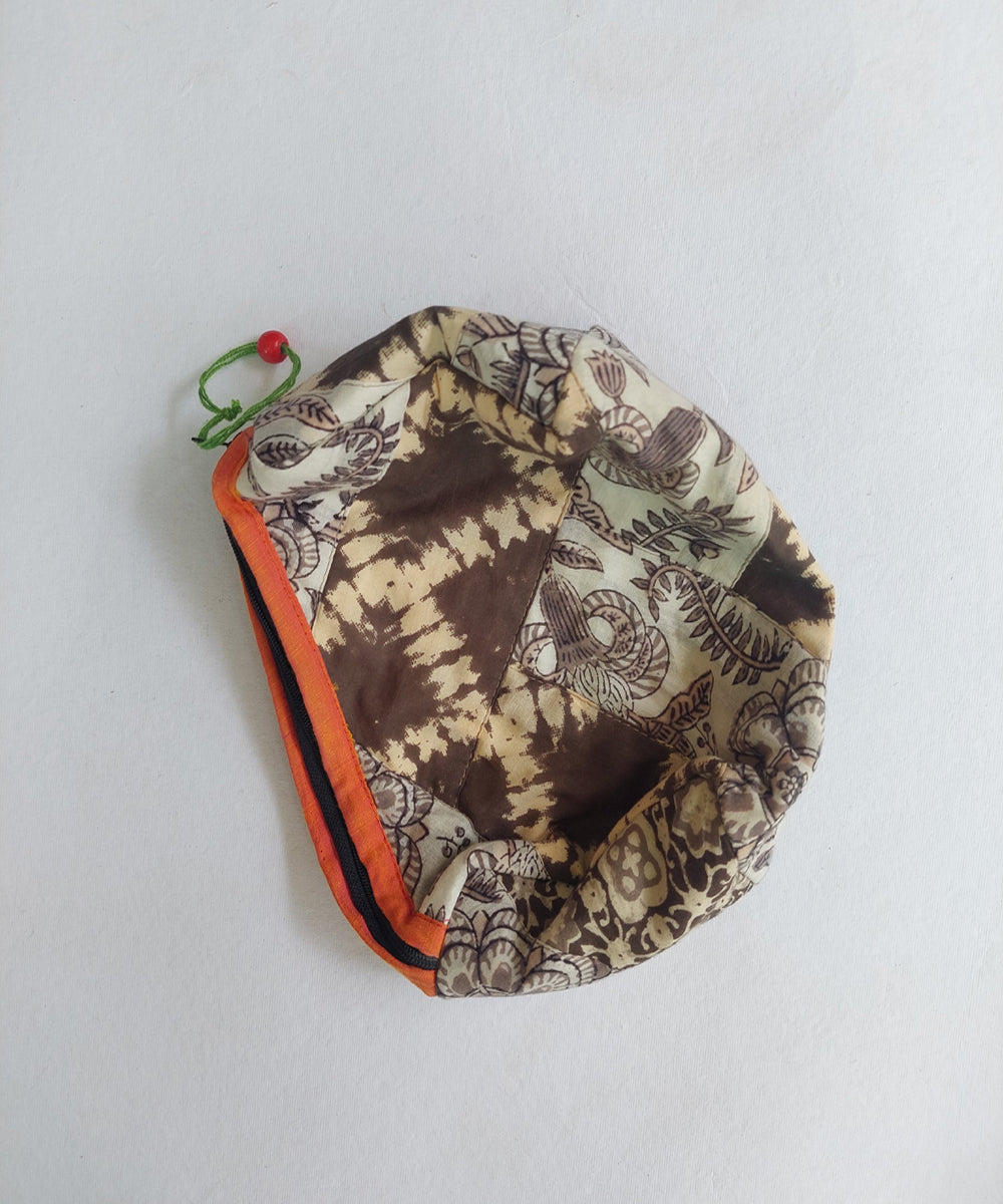 Multicolor katta toilet pouch(Small)