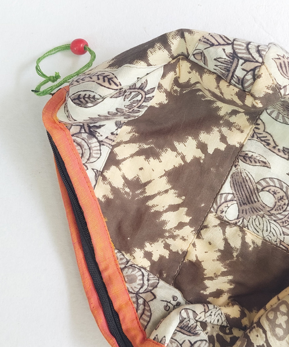 Multicolor katta toilet pouch(Small)