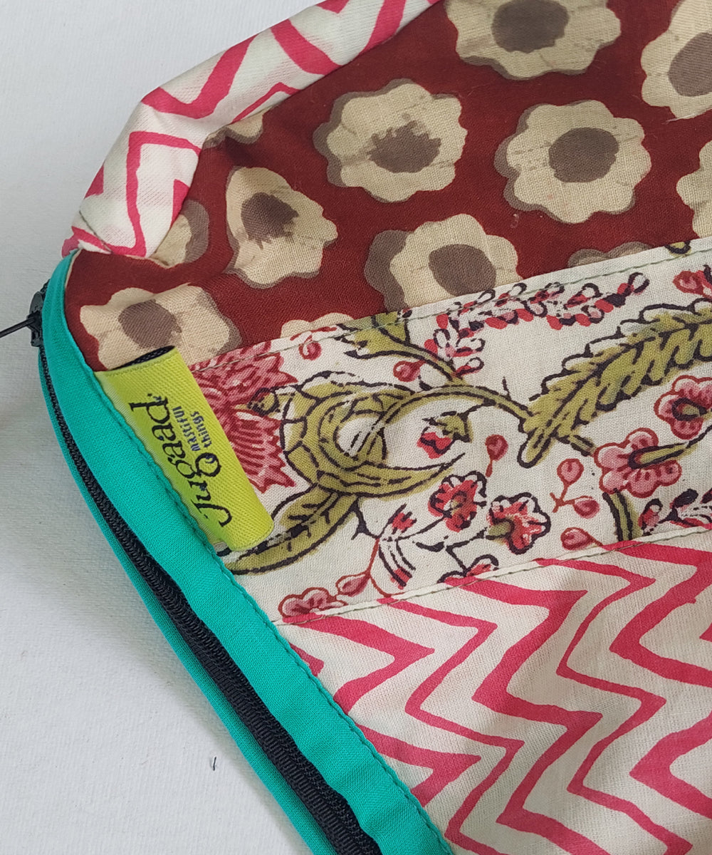 Multicolour katta toilet pouch(Small)