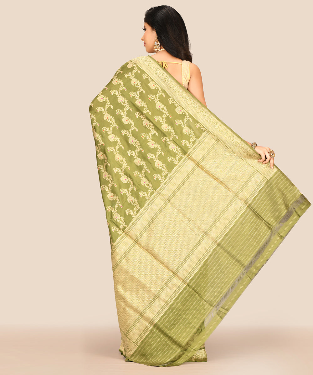 Green handwoven banarasi silk saree