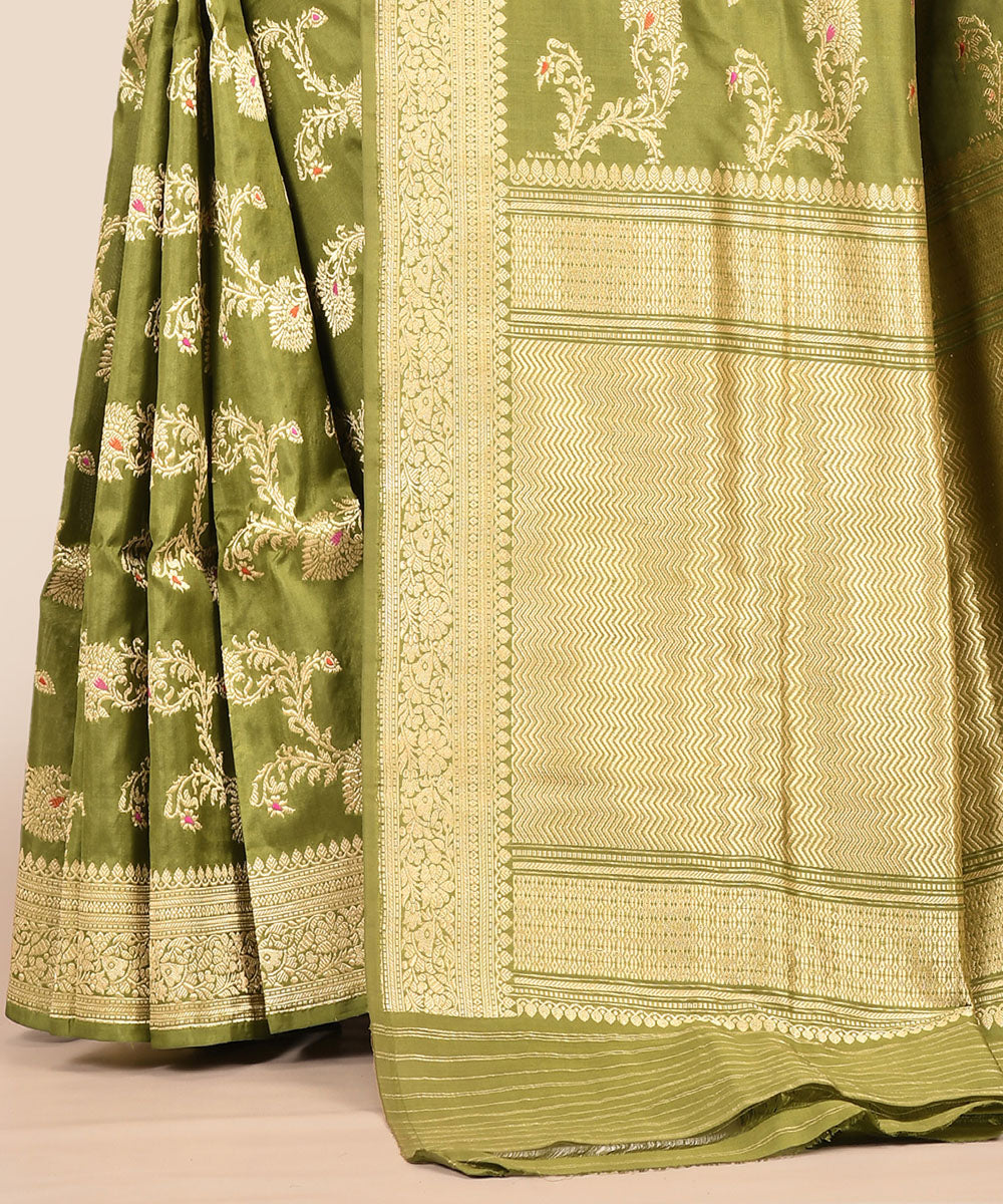 Green handwoven banarasi silk saree
