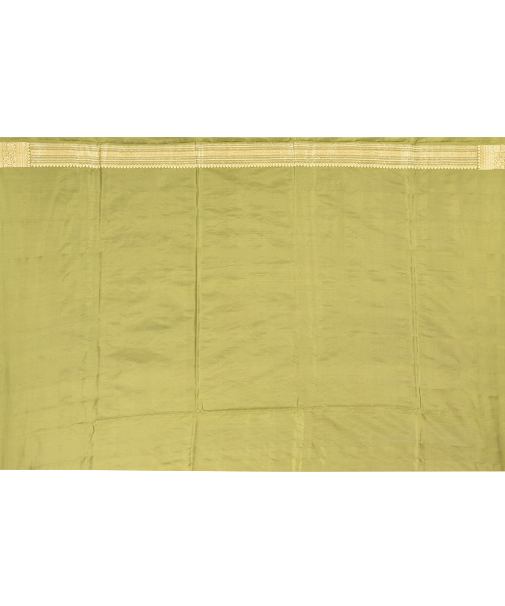 Green handwoven banarasi silk saree
