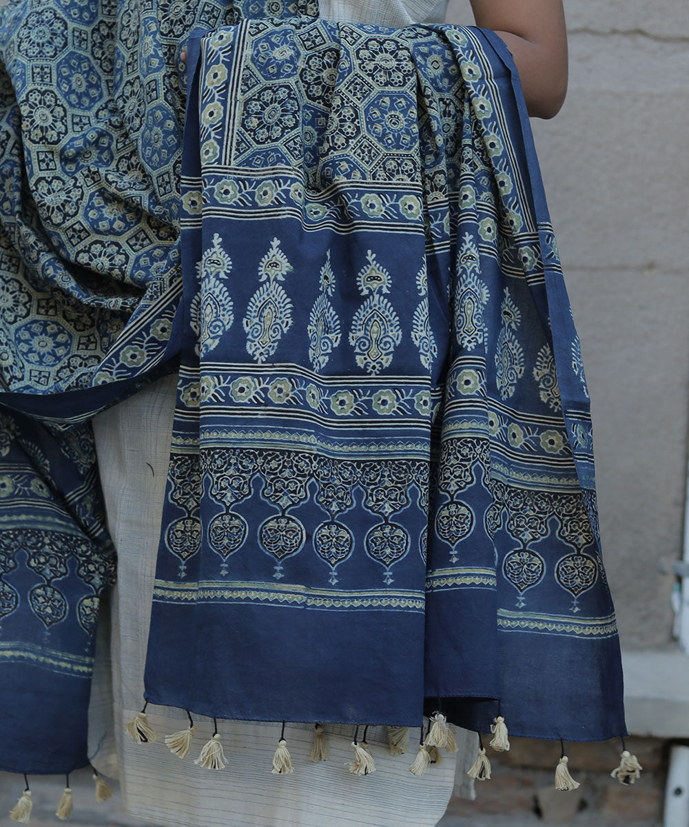 Indigo hand block printed cotton ajrakh dupatta