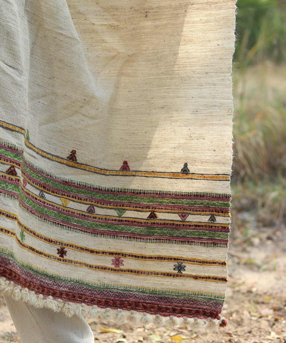 Natural white handspun handloom woolen stole