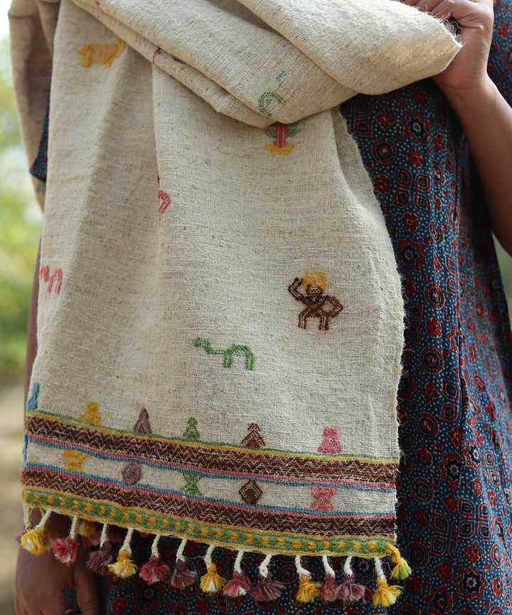 Natural white handspun handwoven woolen stole