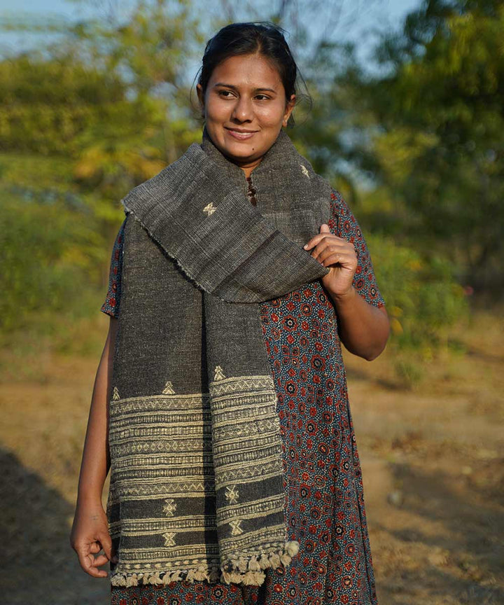 Black grey handspun handwoven woolen stole