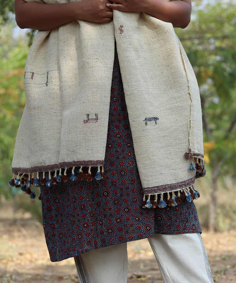 Natural white handspun handwoven woolen shawl
