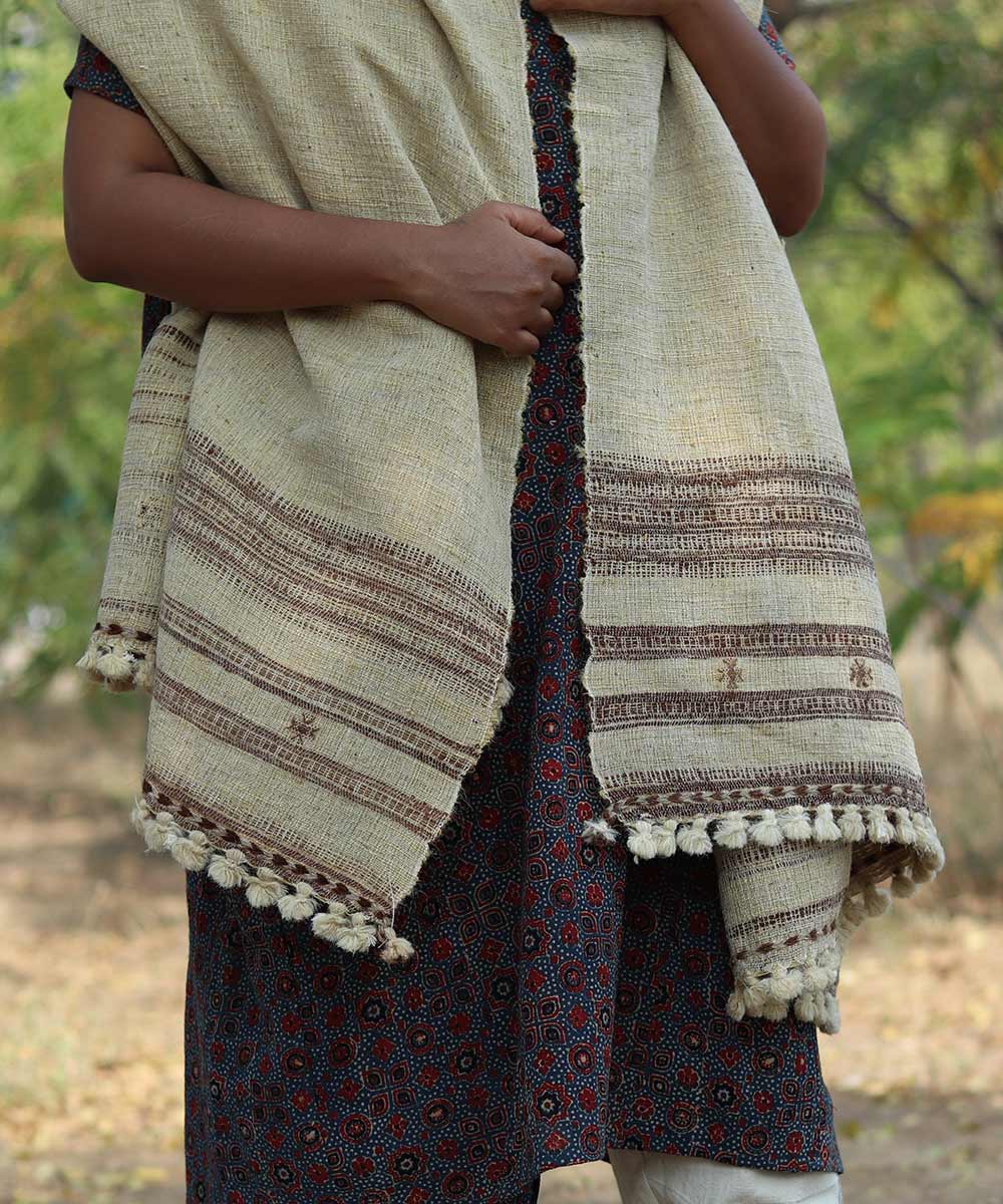 Beige handspun handwoven woolen shawl
