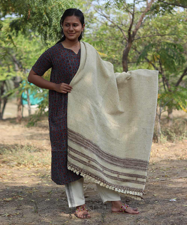 Beige handspun handwoven woolen shawl