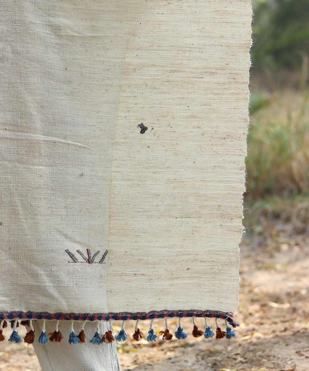 Natural white handspun handloom woolen shawl