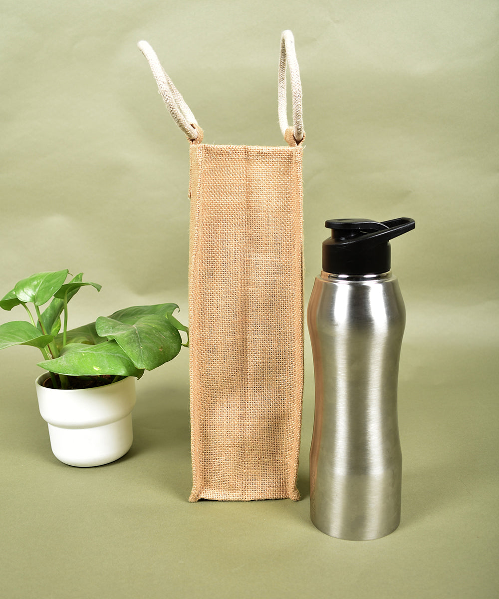 Beige handcrafted jute bottle bag