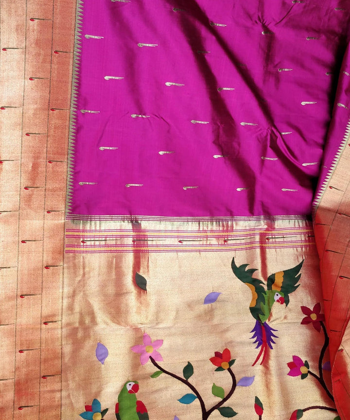 Magenta triple muniya rich pallu silk paithani