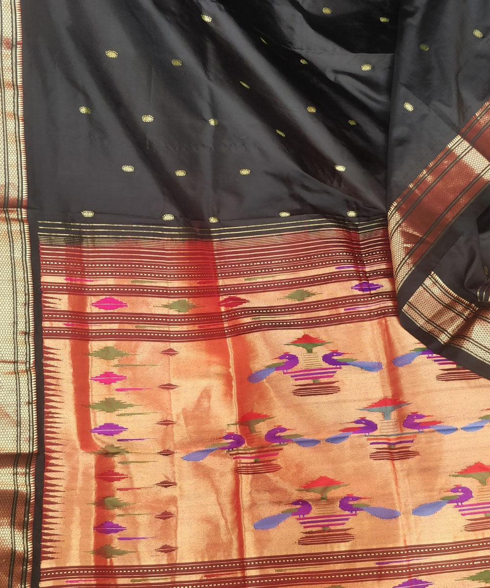 Black handloom silk paithani saree