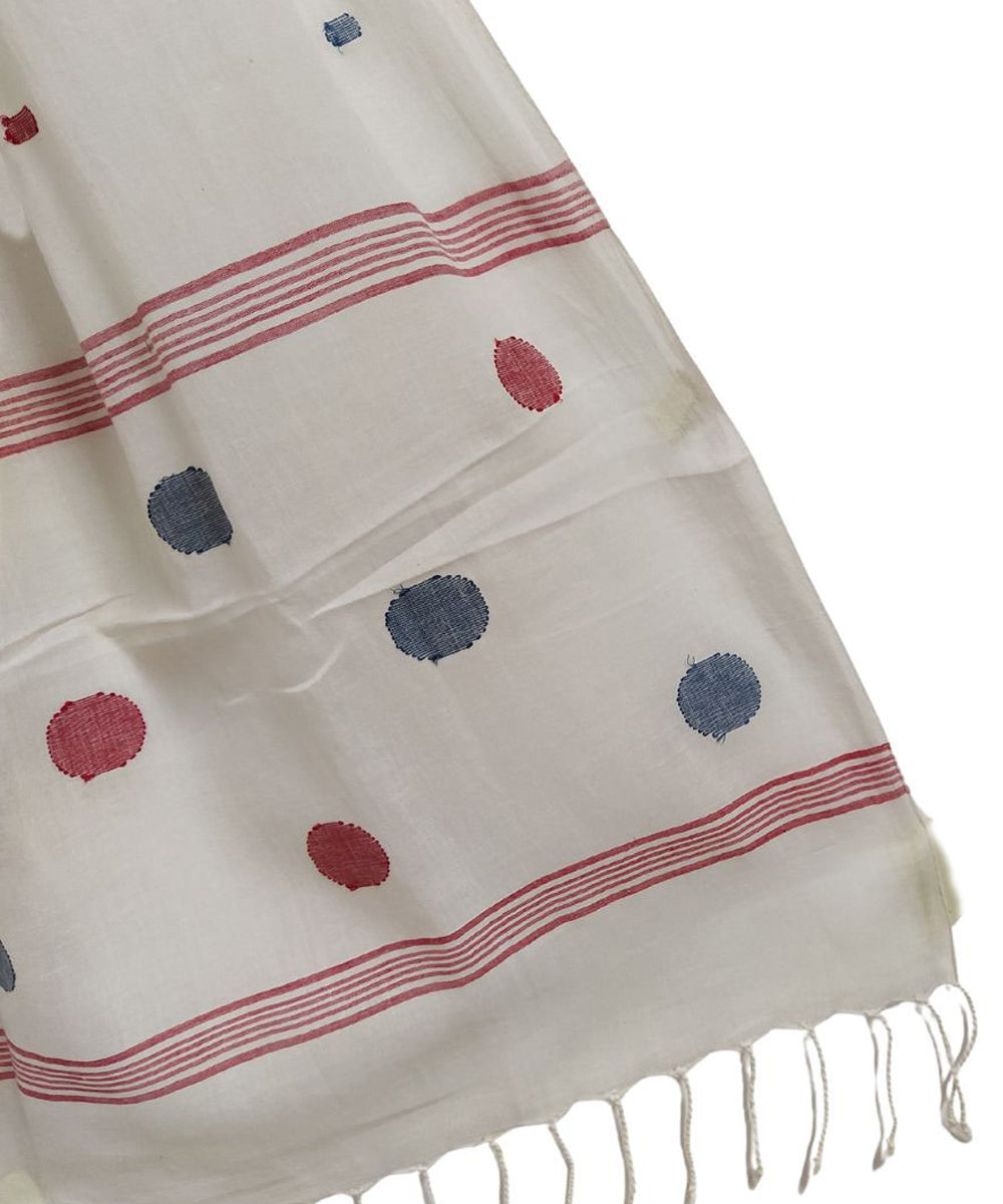 White handwoven cotton jamdani stole