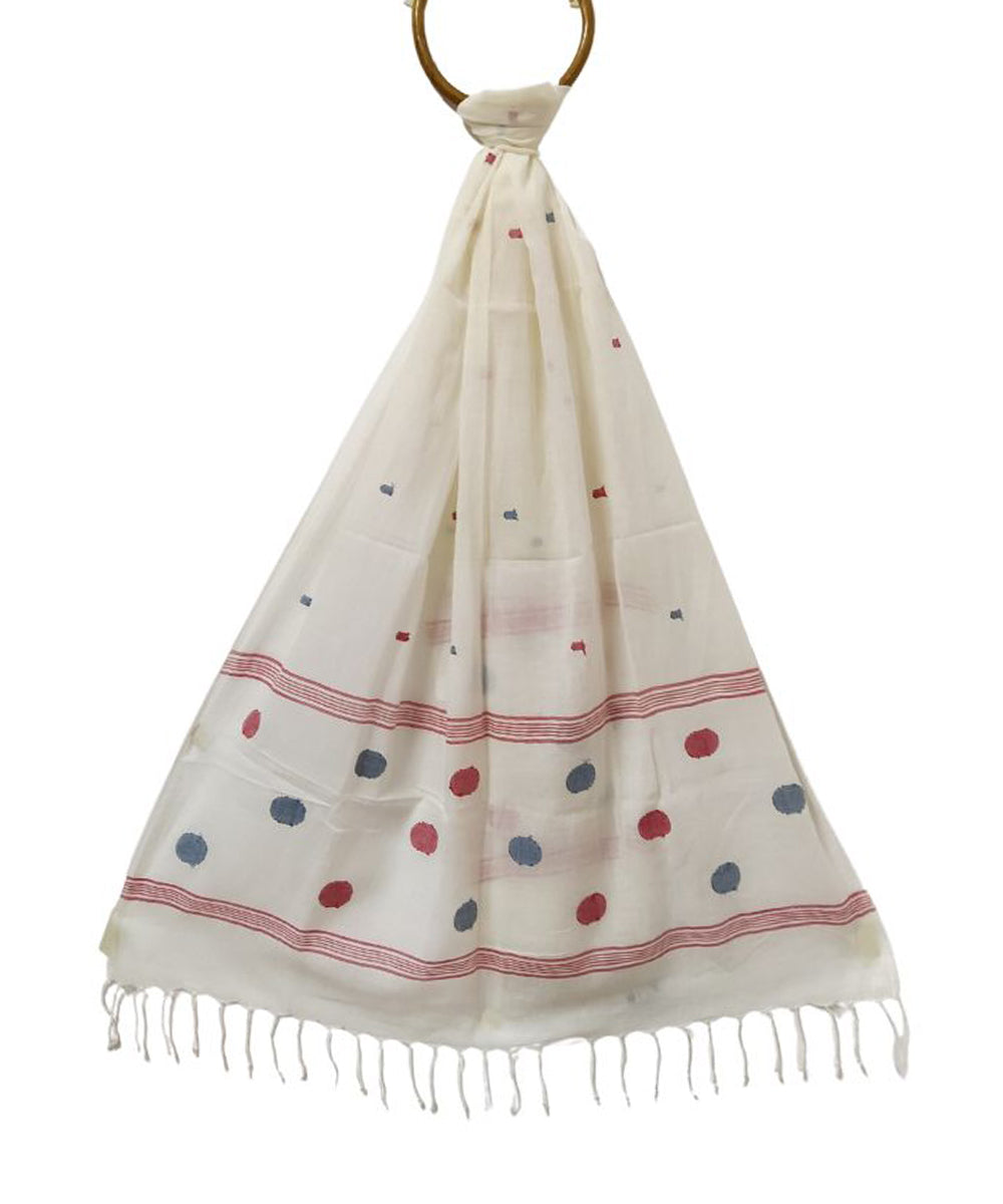 White handwoven cotton jamdani stole