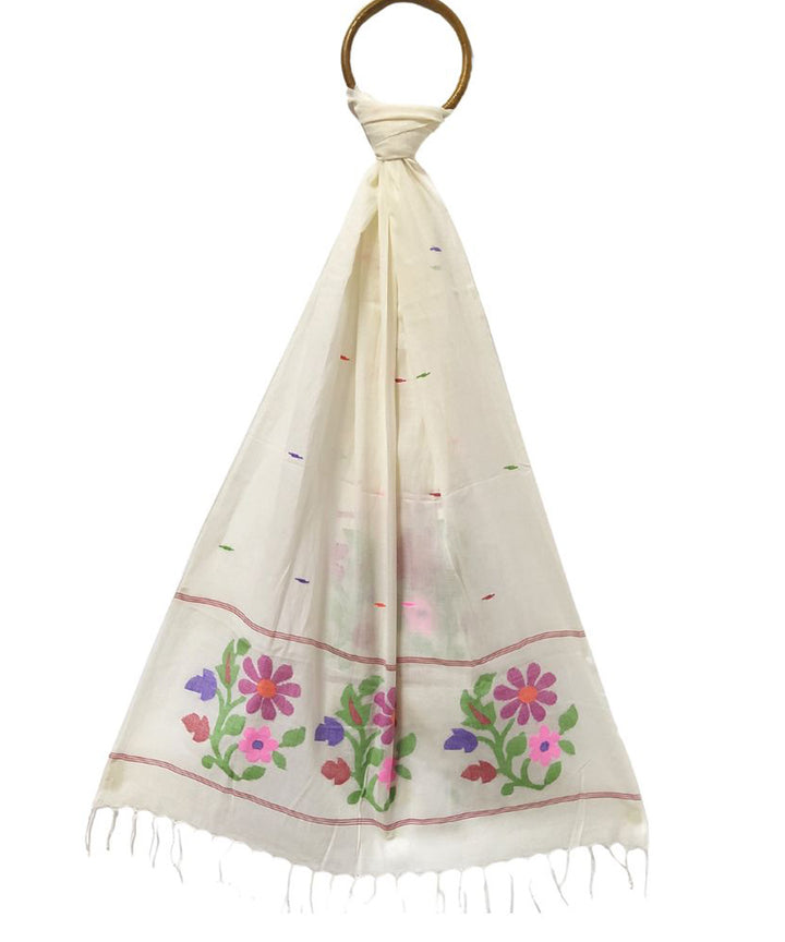 White handloom cotton jamdani stole