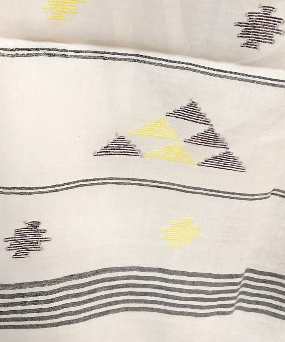 Light mauve handwoven cotton jamdani stole