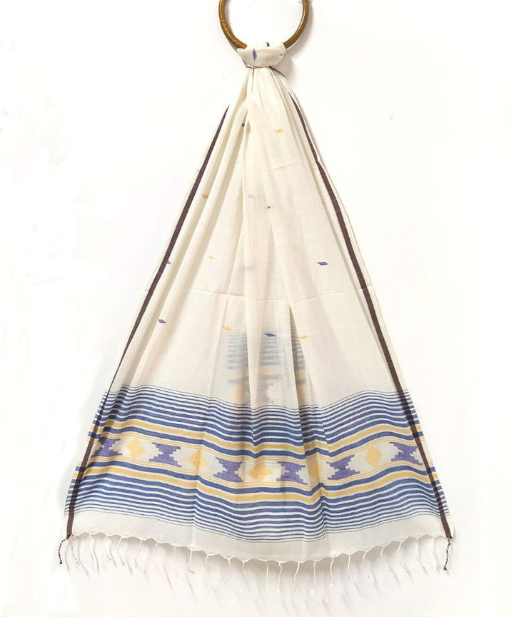 White blue handwoven cotton jamdani stole
