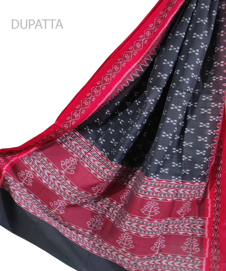 Black red handwoven cotton sambalpuri ikat dupatta