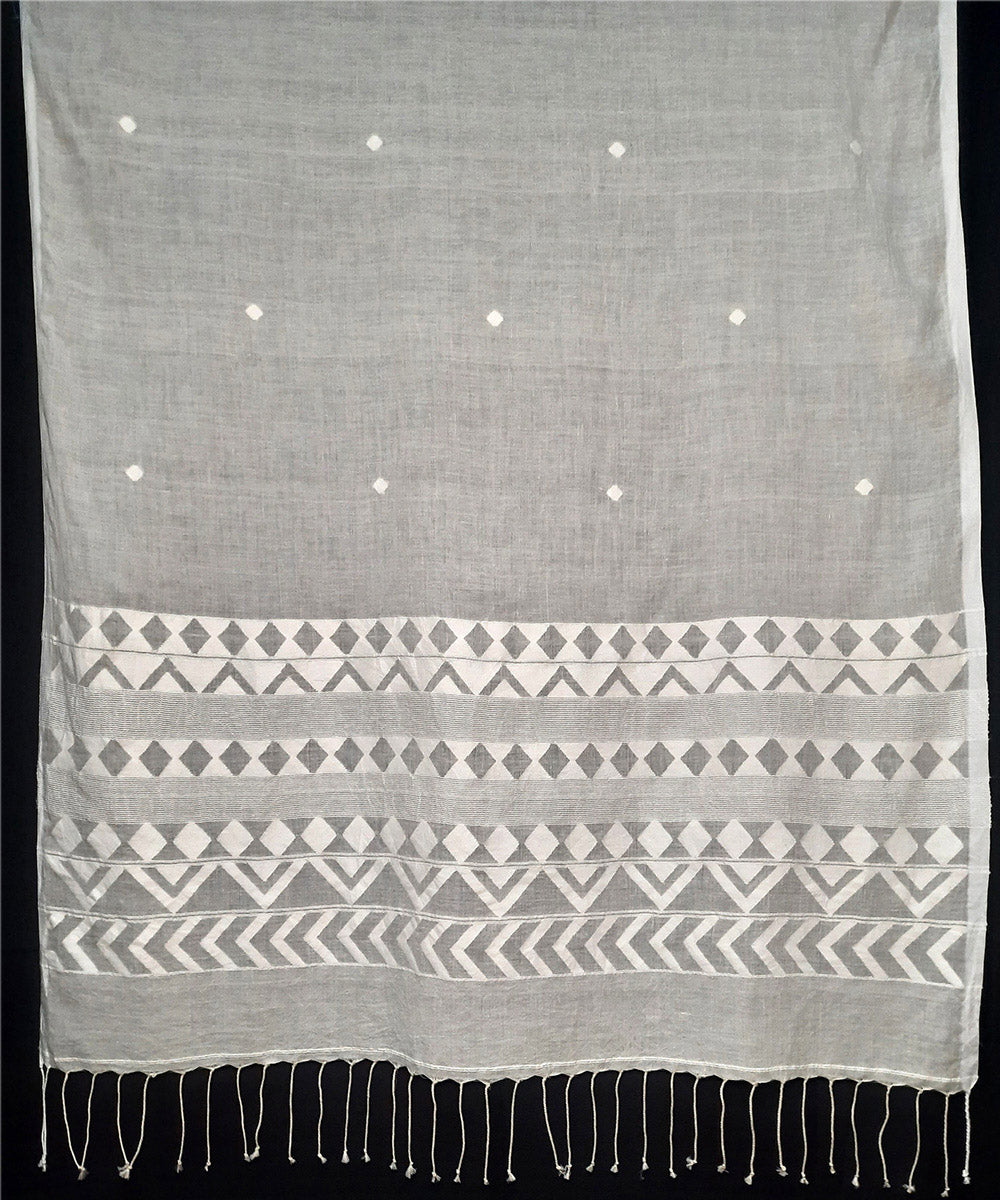 Off white hand woven cotton jamdani stole