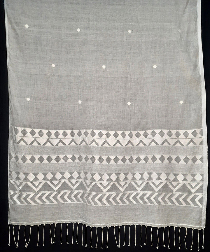 Off white hand woven cotton jamdani stole