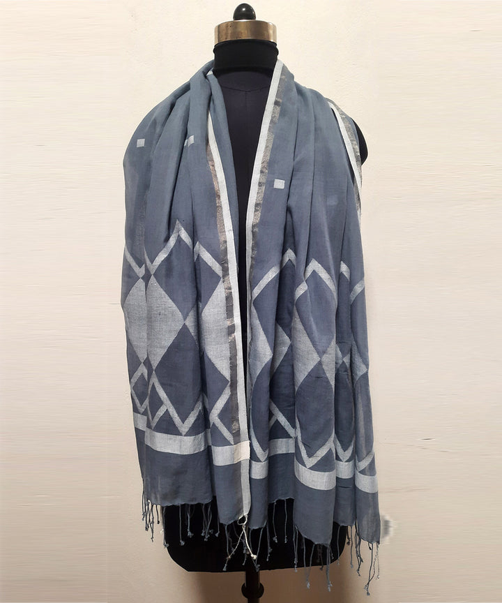 Grey off white handwoven muslin cotton jamdani stole