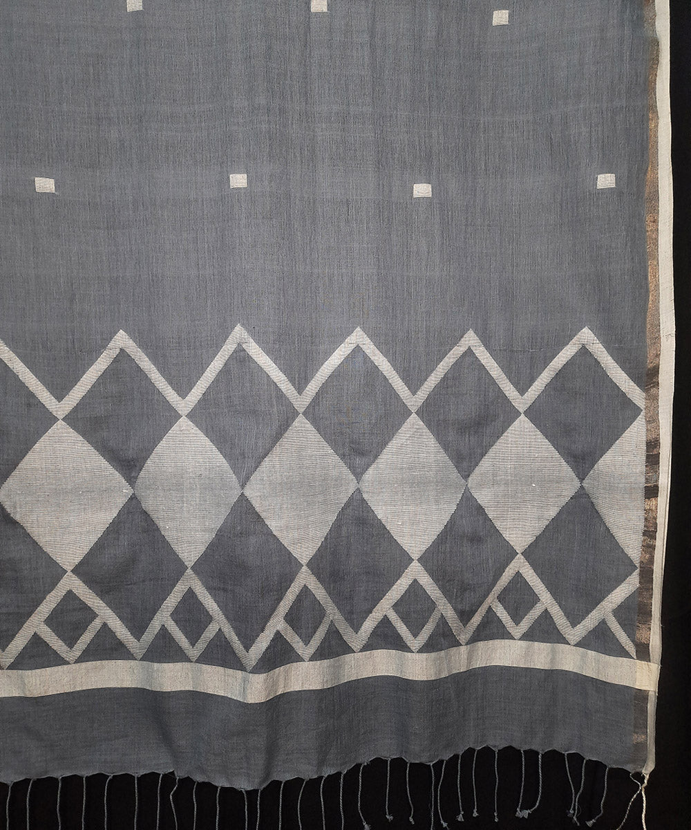 Grey off white handwoven muslin cotton jamdani stole