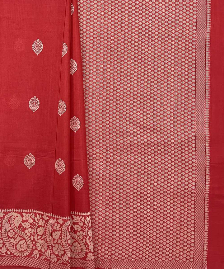 Red hand loom dolabedi silk saree