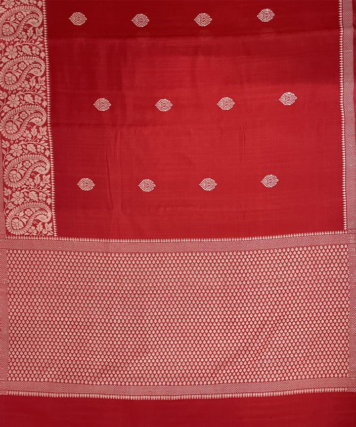 Red hand loom dolabedi silk saree