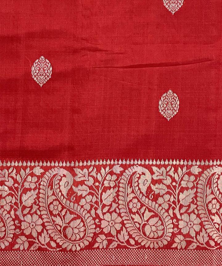Red hand loom dolabedi silk saree
