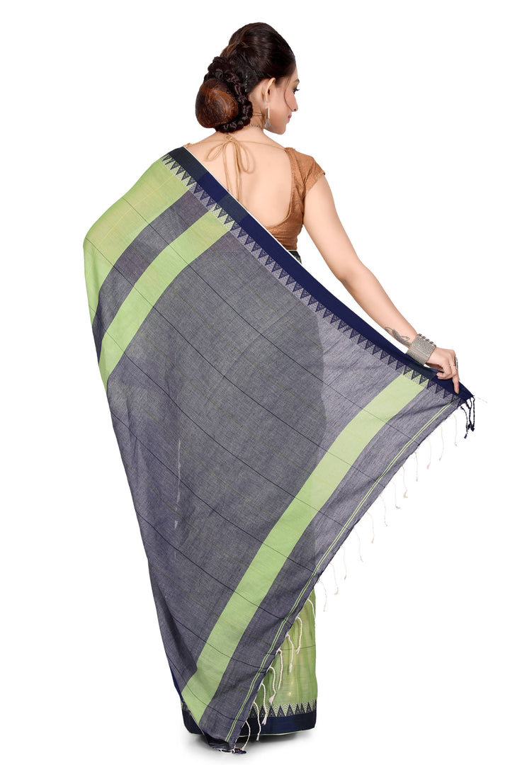 Handwoven Pastel Light Green Bengal Cotton Saree