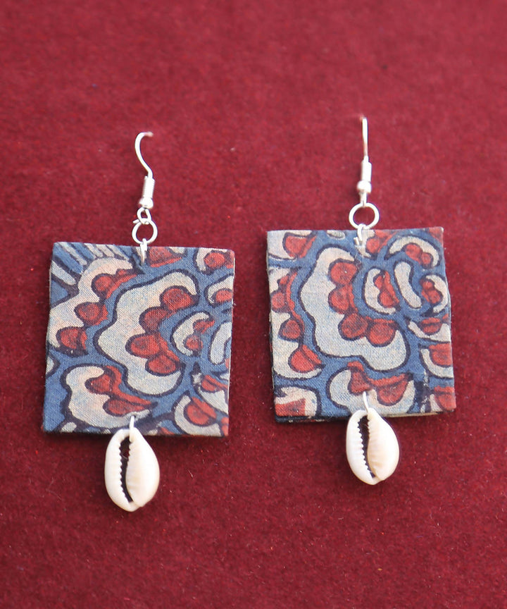 Square rosette kaudi earrings