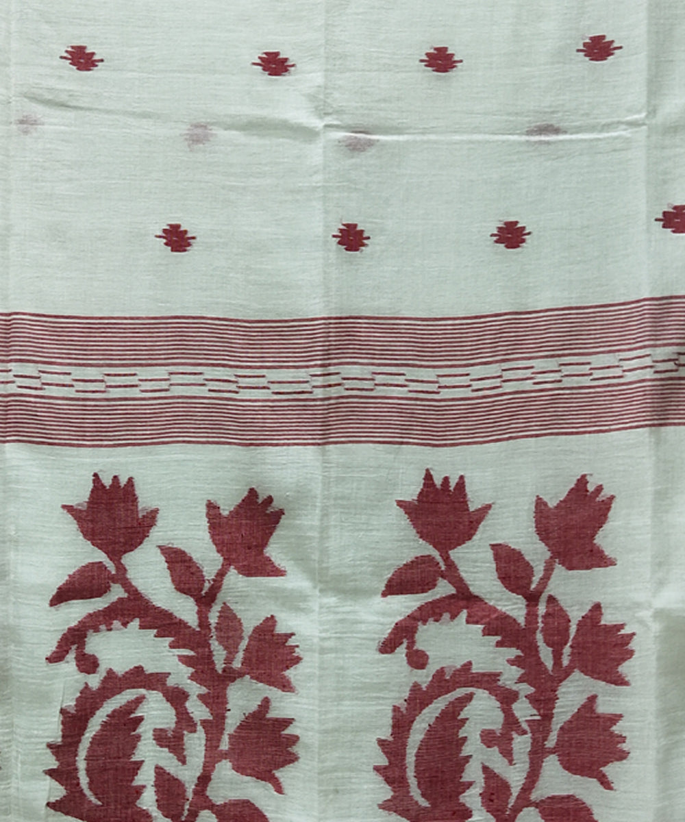 Offwhite red handwoven mulmul cotton jamdani saree
