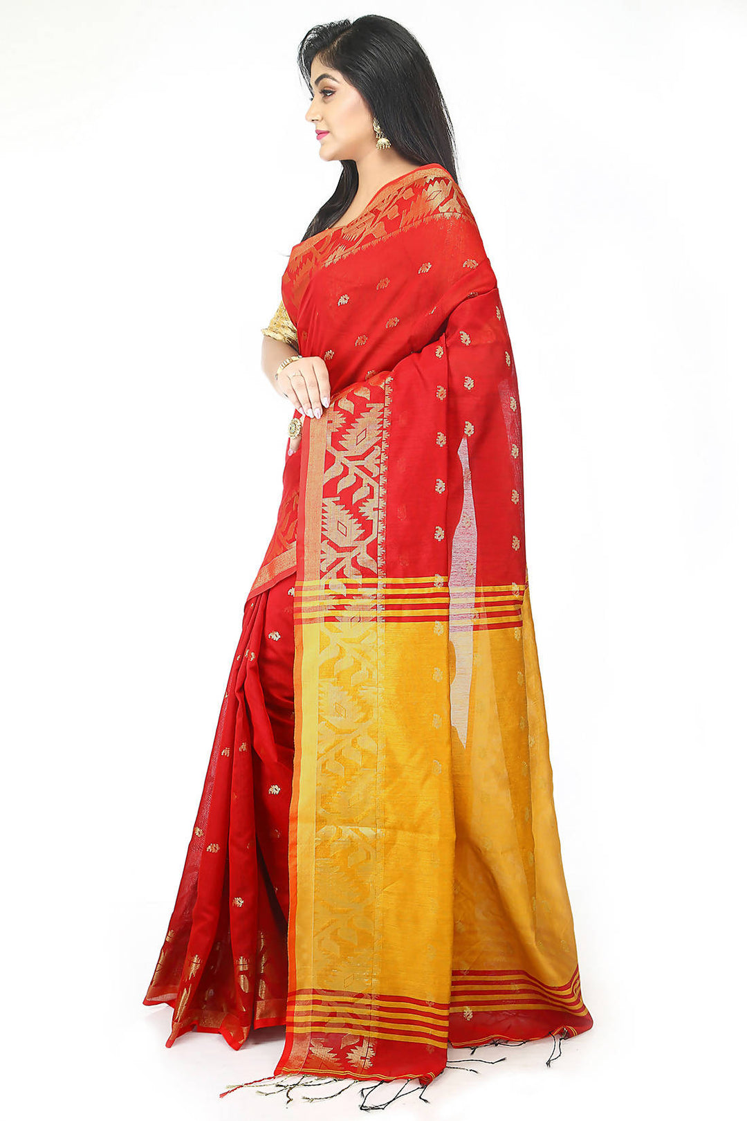 Red yellow bengal handloom extraweft work saree