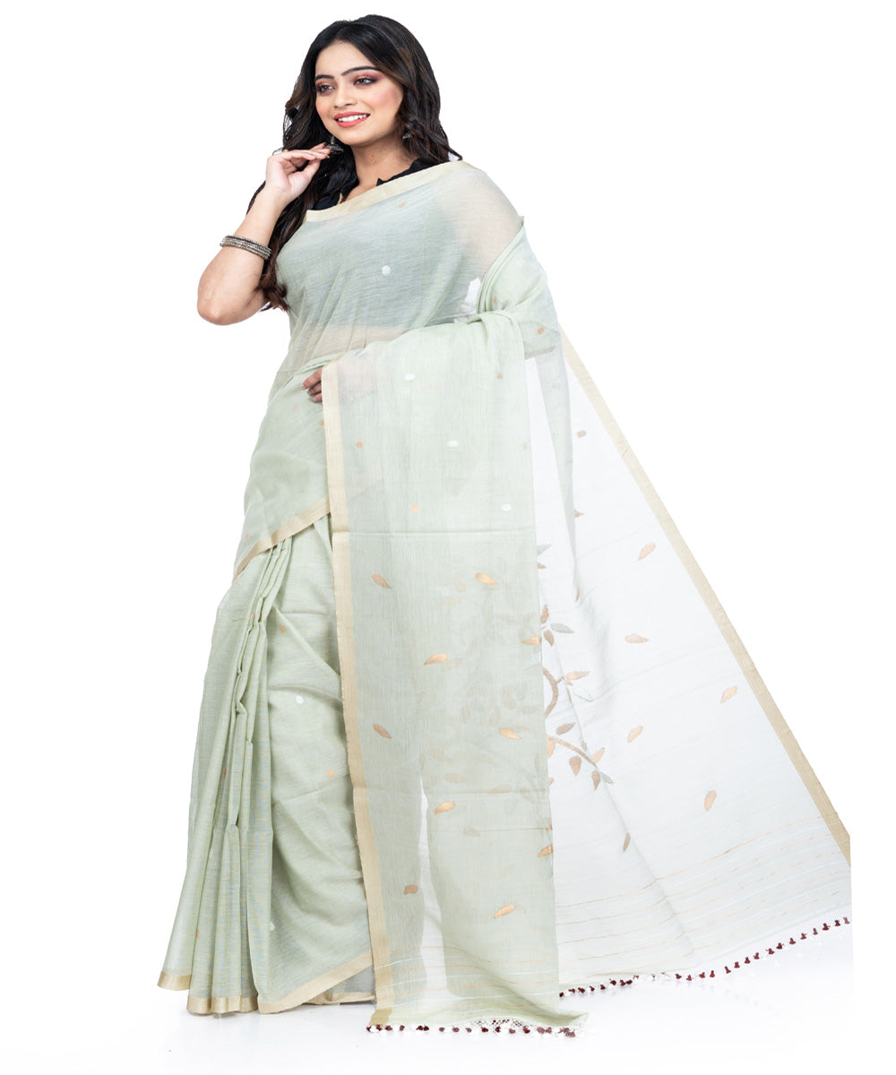 Pale green cotton handwoven bengal saree